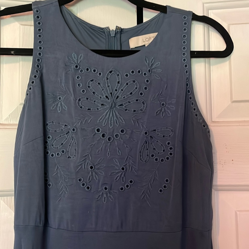 Loft stretchy dress, size 2 - Picture 2 of 6